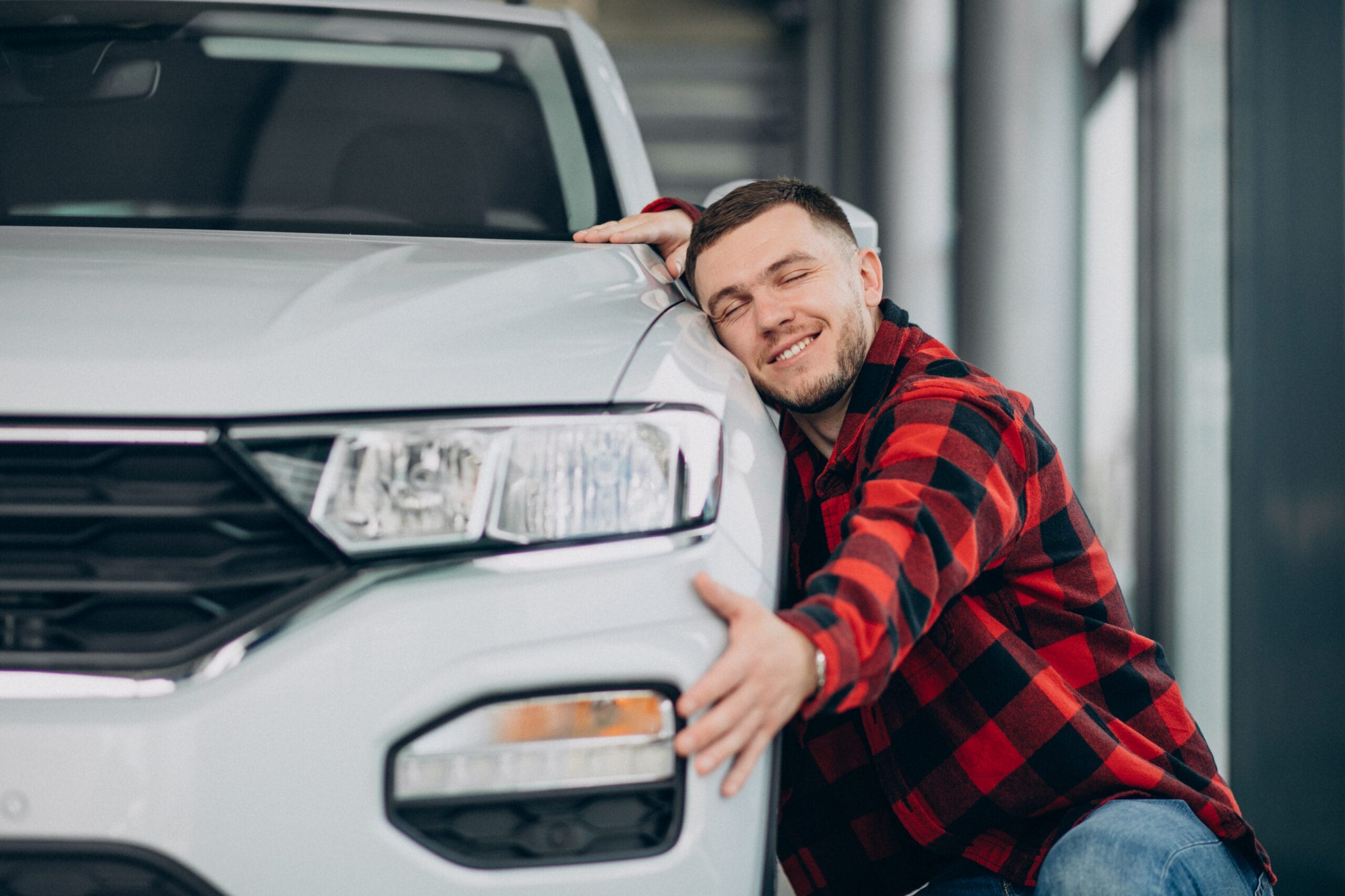 Man with Object Sexuality in love with a car